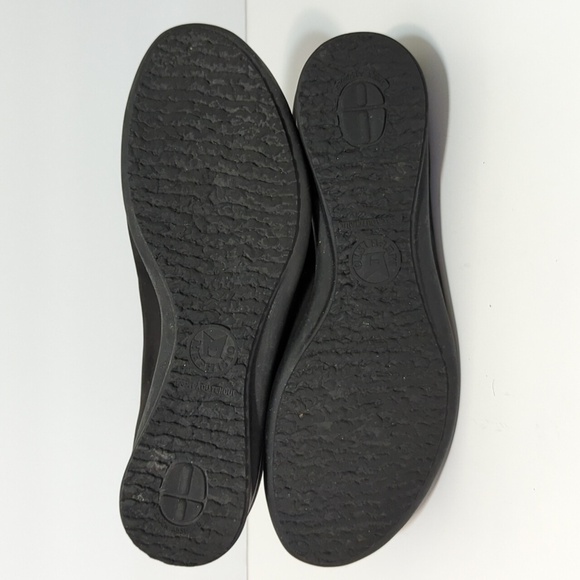 Mephisto black suede AirJet Figura slip-on loafer woman's size 7.5 - Picture 6 of 10